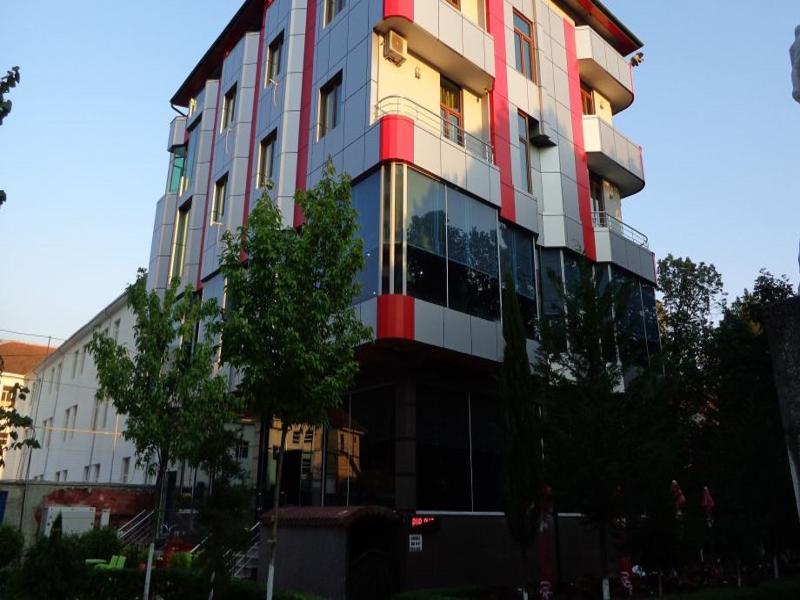 Hotel Piazza Peshkopi Exterior photo