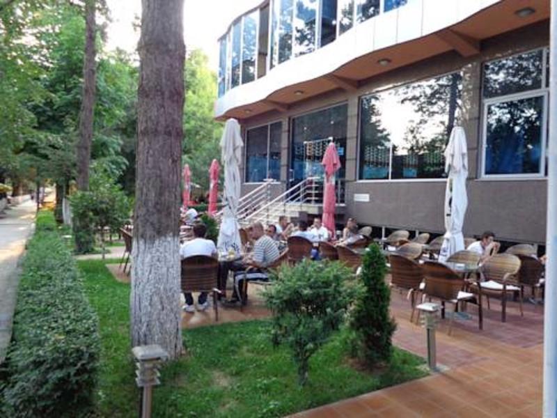 Hotel Piazza Peshkopi Exterior photo