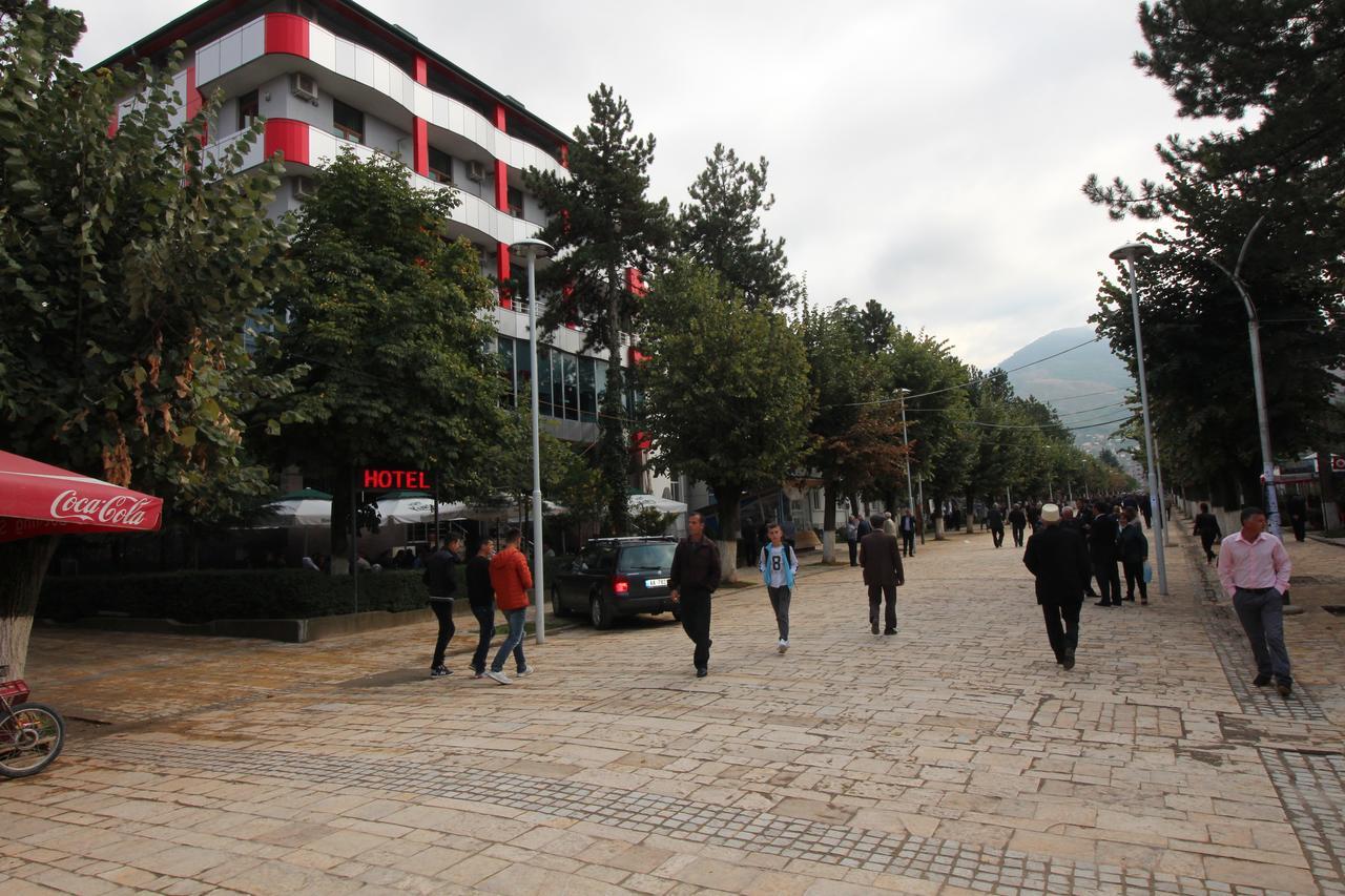 Hotel Piazza Peshkopi Exterior photo